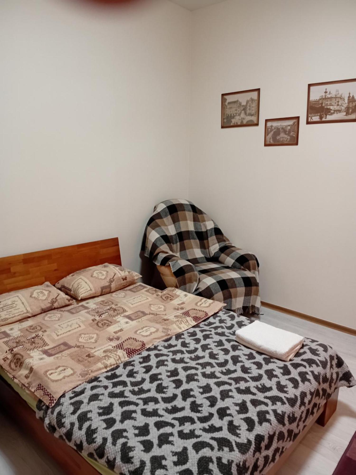 Two-Bedroom Apartment In 10 Min To The Opera Theatre Lviv Exterior photo